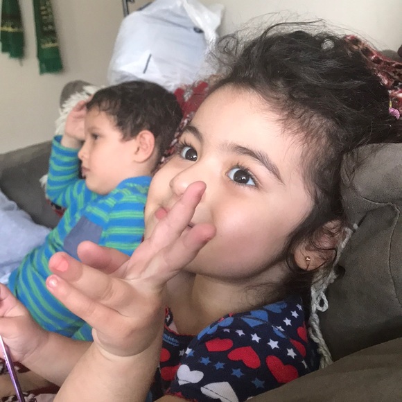 Meet your Posher, Farida - Picture 1 of 1